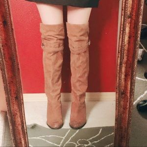 Vince Camuto Lexine Brown Chestnut Suede Boot